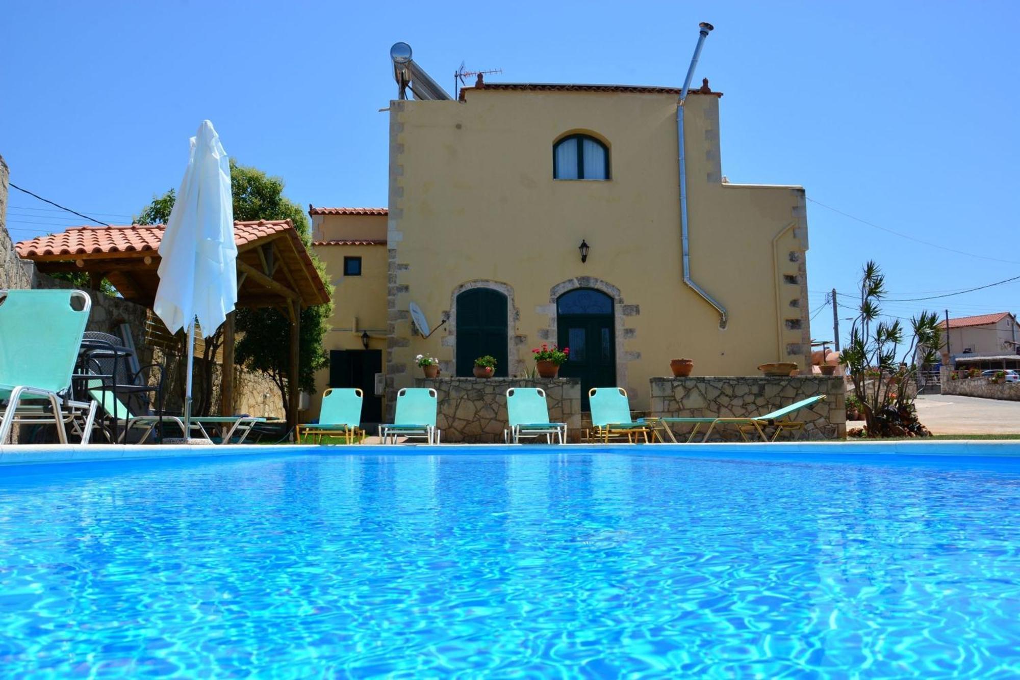Skandalis Apartments With Pool Chorafakia Extérieur photo